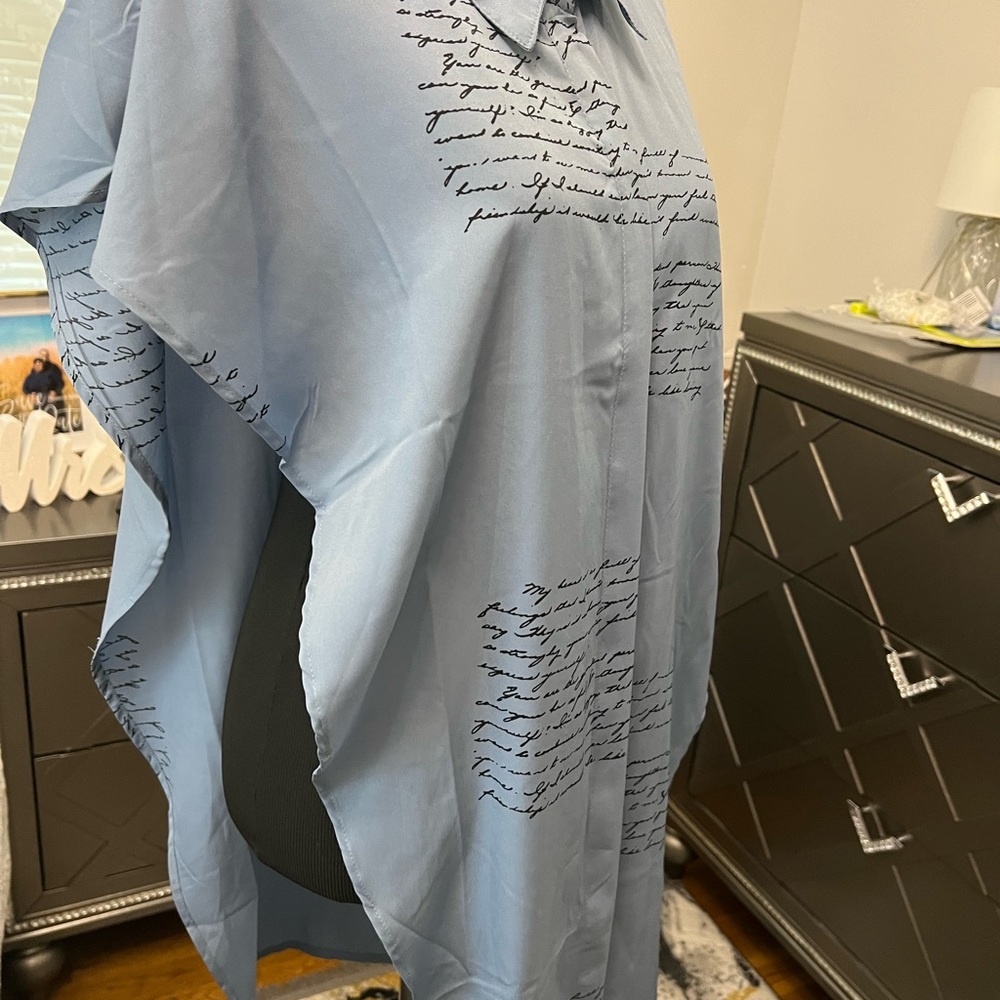 Cute blouse - Picture 3 of 6